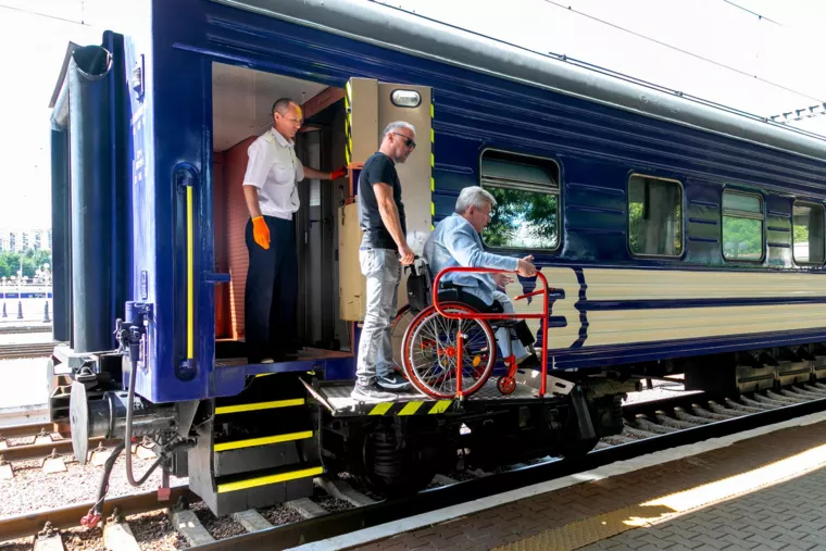 УЗ презентувала модернізовані вагони | Фото: Укрзалізниця