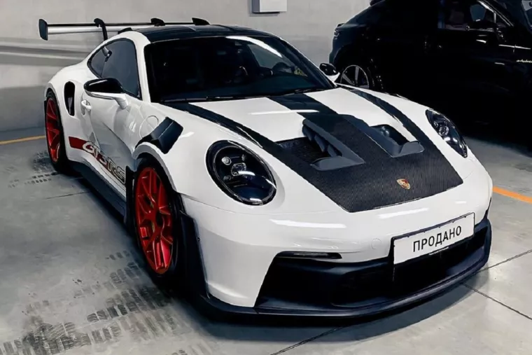 Porsche 911 GT3 RS | Фото: supercars_ua/Instagram, alex_slobozhenko/Instagram, ТопЖир