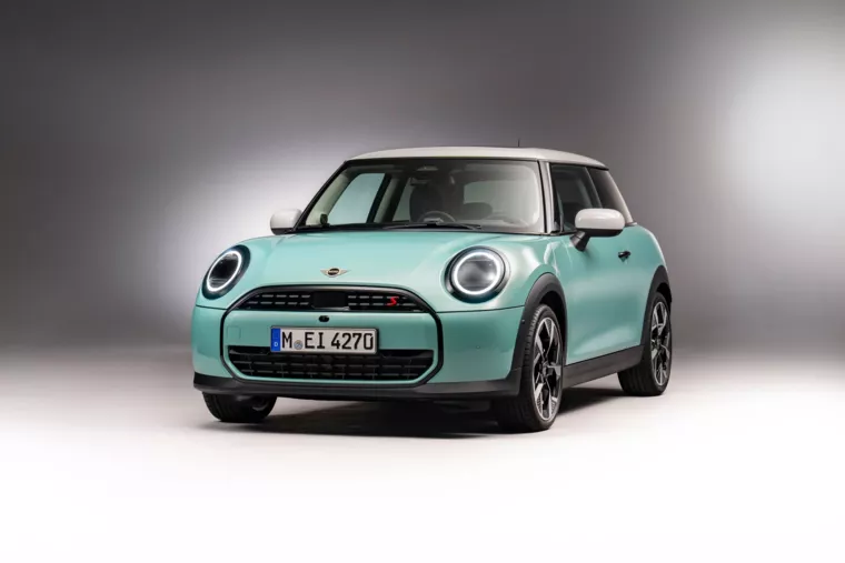 Mini Cooper S передняя часть