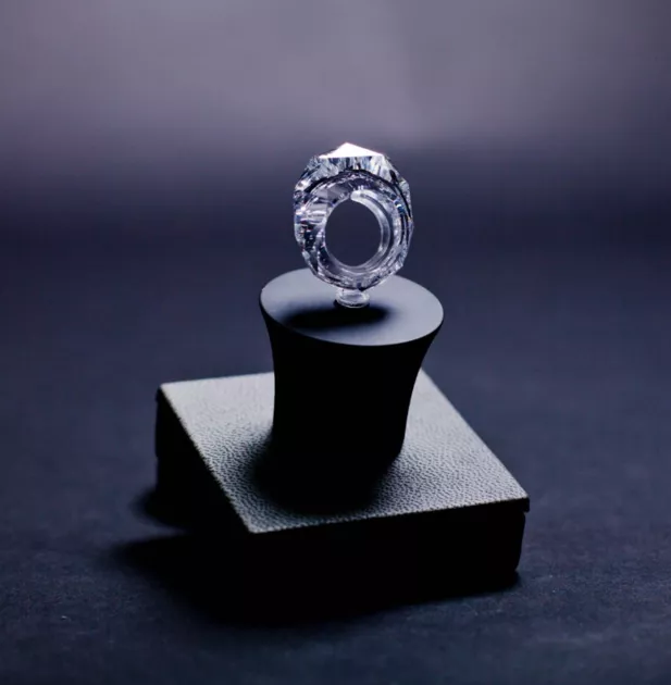 Кольцо из бриллианта
