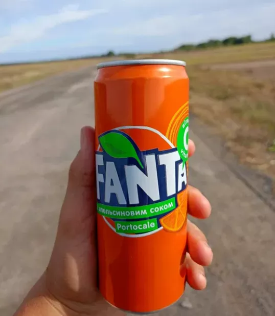 Пустая банка от напитка Fanta